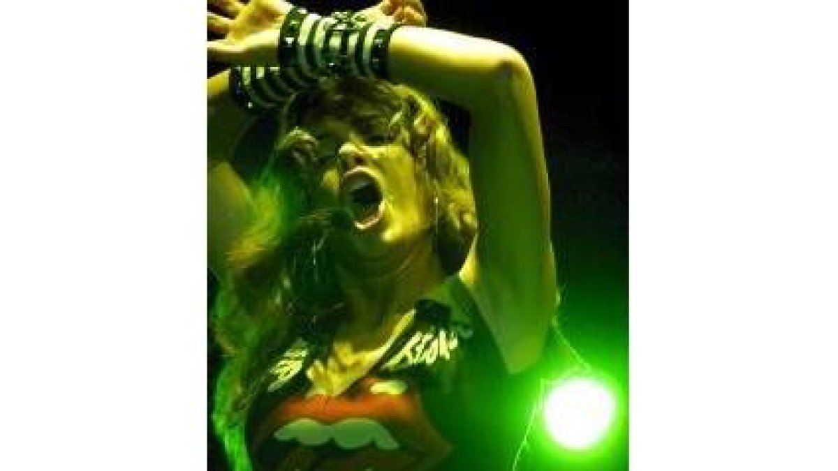 Patricia Manterola, dará calor a la noche