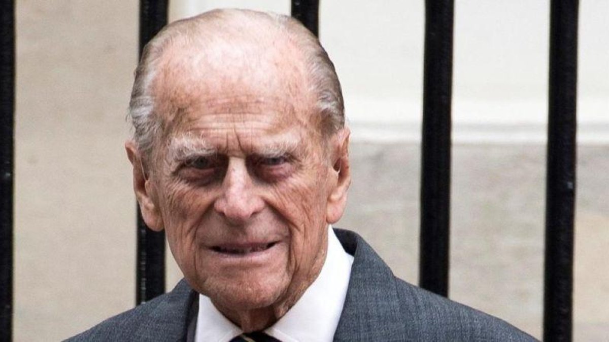 Foto de archivo del duque de Edimburgo, a su salida de Canada House, en el centro de Londres, el 19 de julio de 2017.