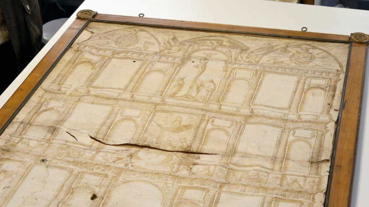 Traza del primitivo retablo de la iglesia de San Esteban. DL