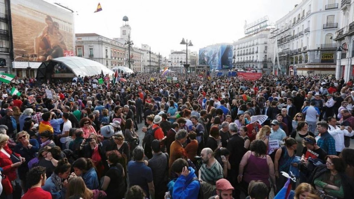 La manifestación del 15M a su llegada a la Puerta del Sol.