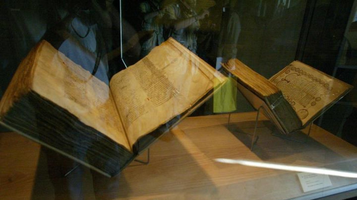 Códices y biblias de una exposición de arte visigodo, en imagen de archivo. RAMIRO
