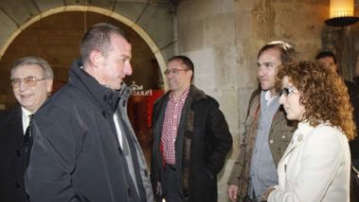 Gutiérrez, junto a Manceñido, López Benito y Rodríguez Picallo, a su llegada a San Marcos