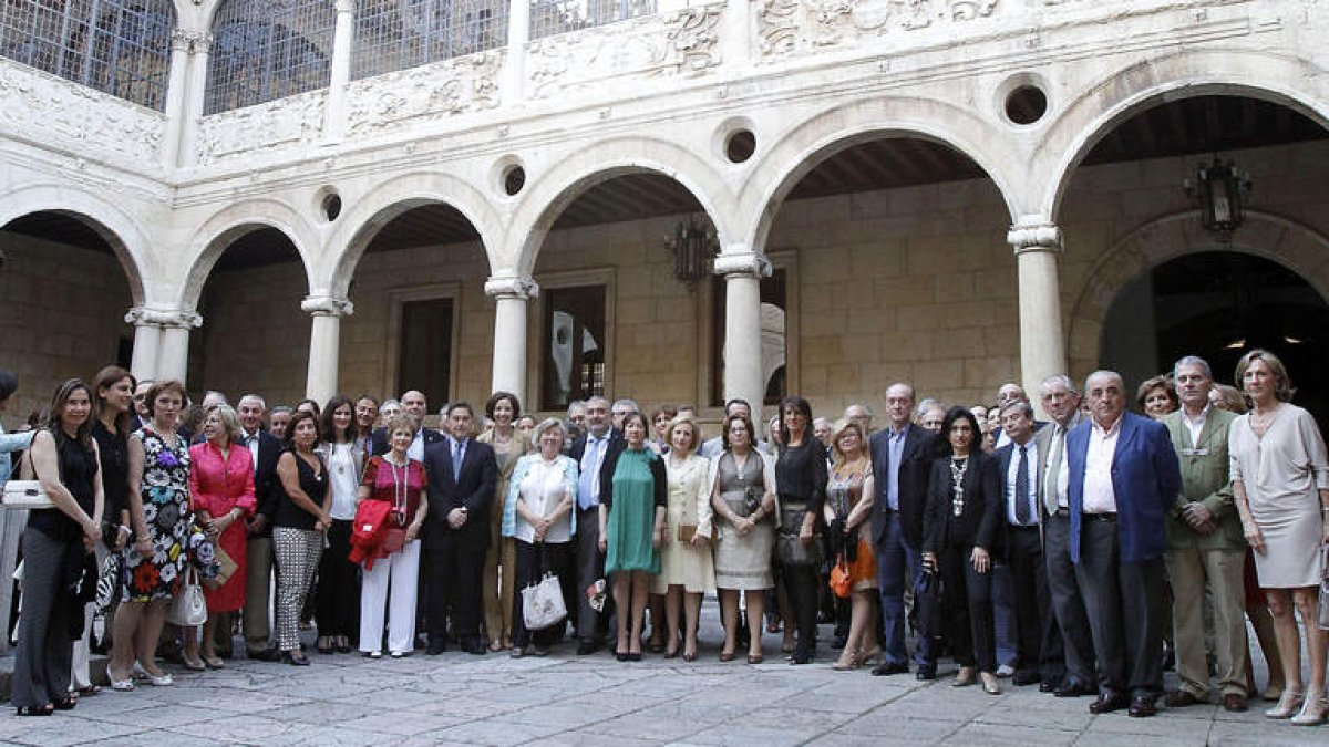 Los participantes en el Congreso de Farmacéuticos, ayer en la Diputación.