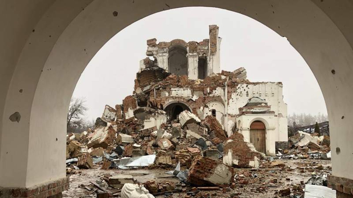Monasterio de San Jorge en Dolina completamente destruido. GERVASIO SÁNCHEZ