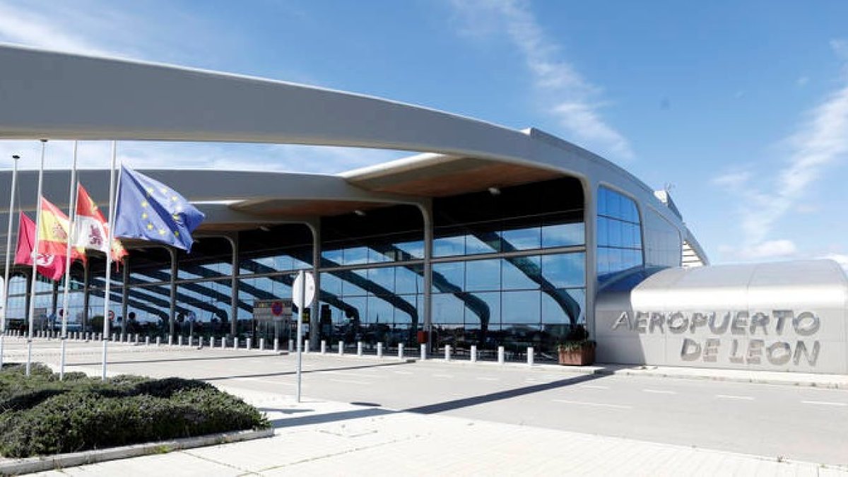 Aeropuerto de León. MARCIANO PÉREZ