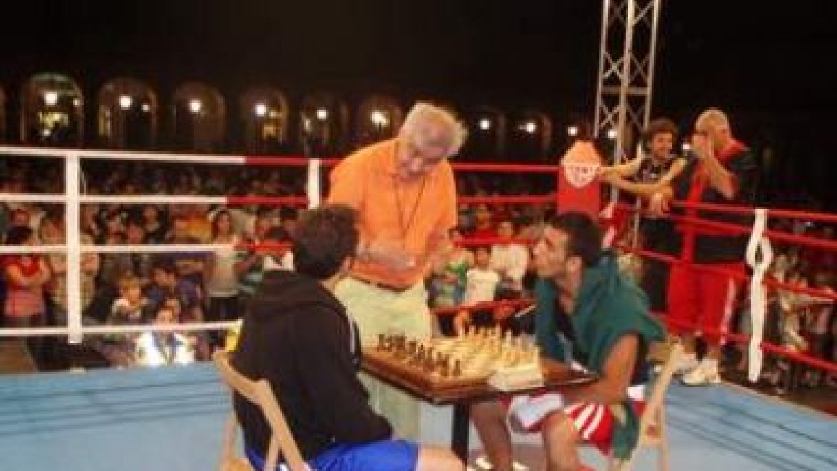 Desde los más pequeños a los más grandes, todos dieron lo mejor sobre el tatami.