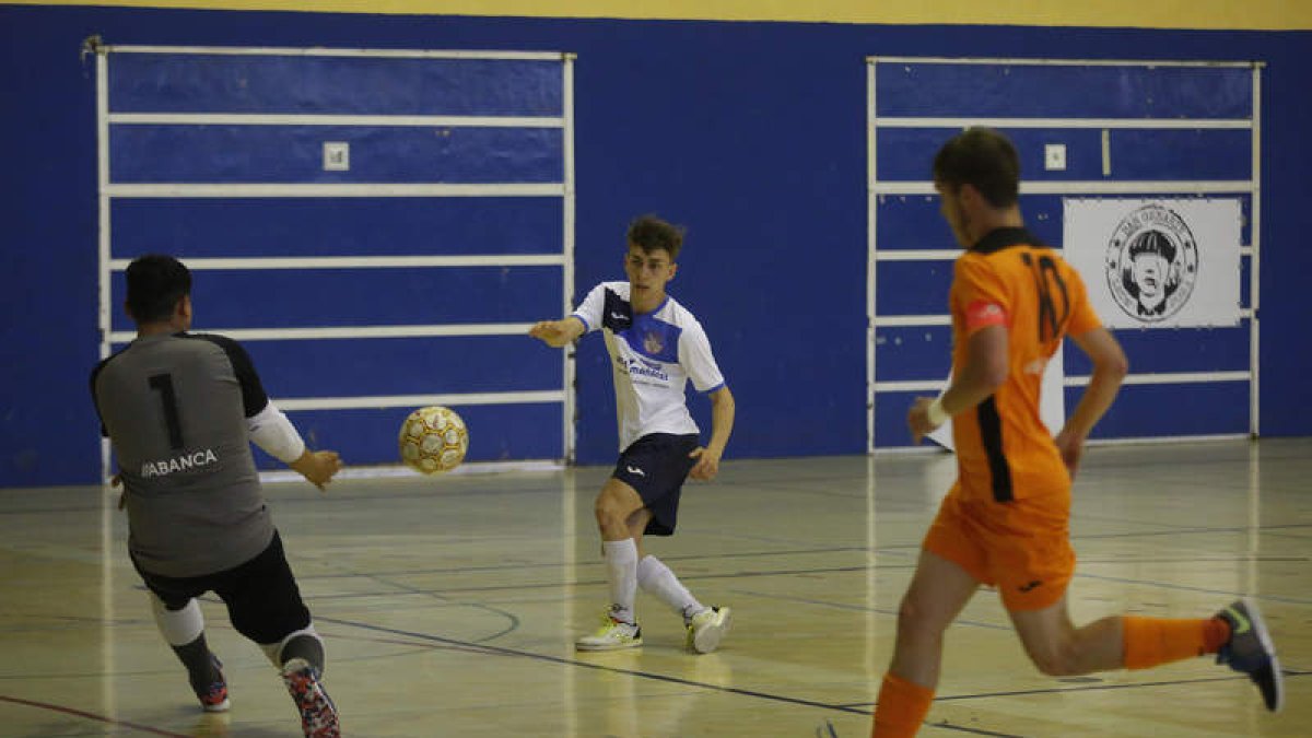 El equipo trepalense dijo adiós a la temporada de su debut en la máxima categoría con un triunfo. F. OTERO