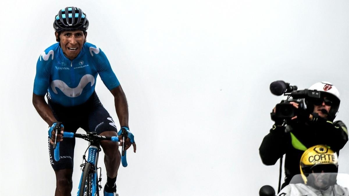 Nairo Quintana se dispone a ganar la 17ª etapa del Tour. /