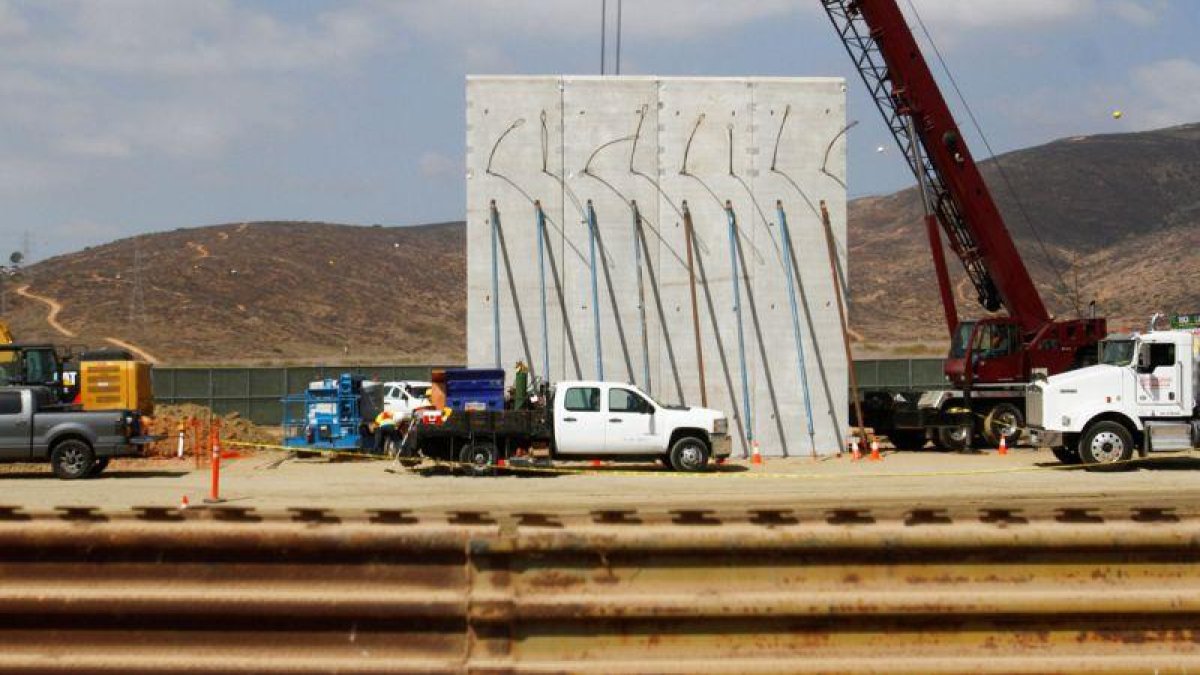 Cuatro empresas construyen ocho prototipos para lograr el contrato.