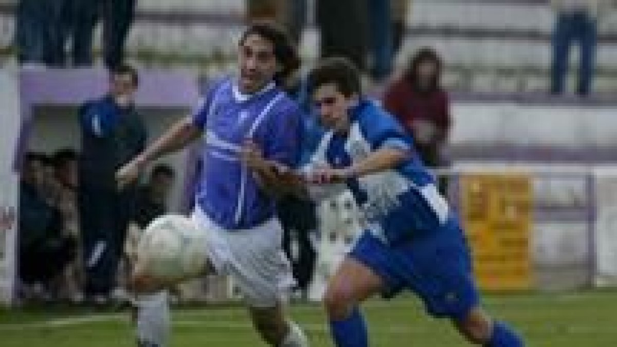 Promesas Ponferrada y La Bañeza mantienen una dura pugna por meterse en la liguilla de ascenso