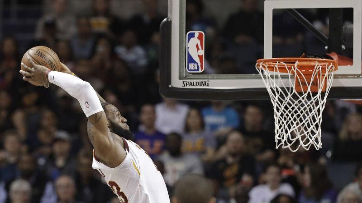 LeBron James, en plena actuación.