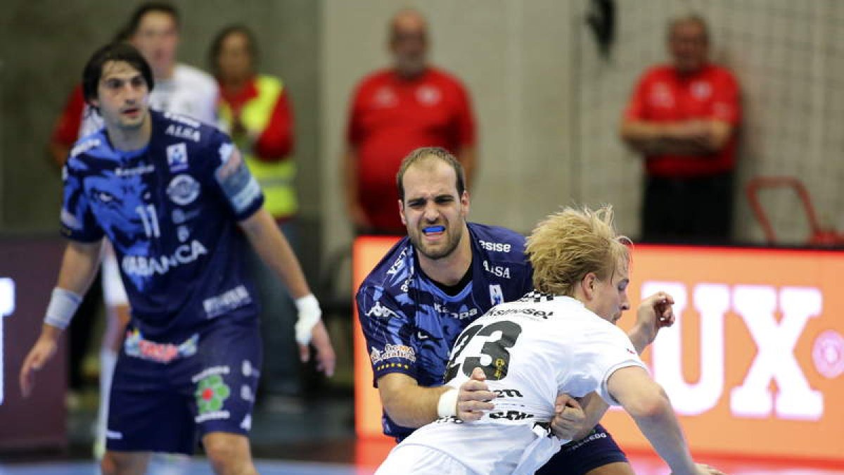 El Abanca Ademar cerrará su participación en la Champions ante el Elverum este sábado. GEIR OLSEN