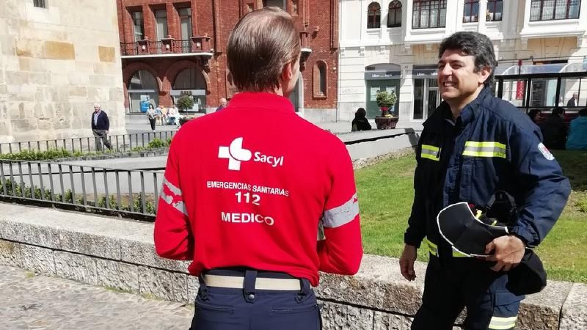 Sacyl y Cruz Roja aportan sus efectivos para atender a las víctimas.
