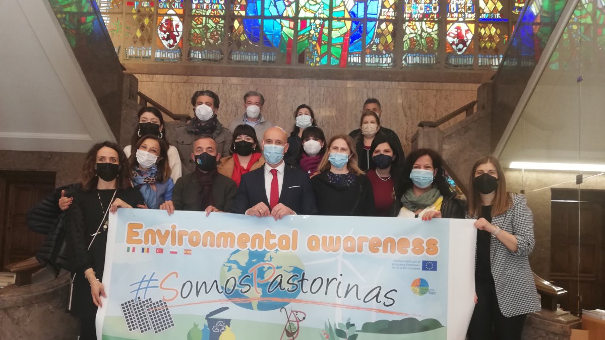 Un momento de la recepción en el Ayuntamiento. AYUNTAMIENTO DE LEÓN