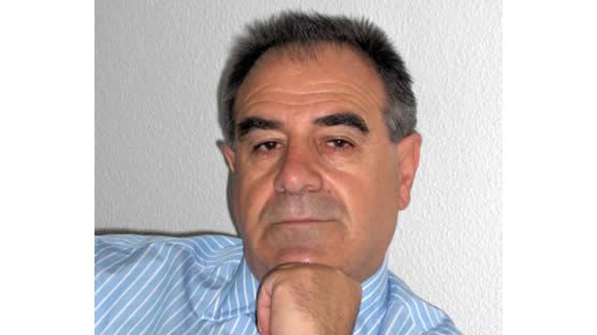 Graciano Palomo presenta esta tarde su último libro en León.
