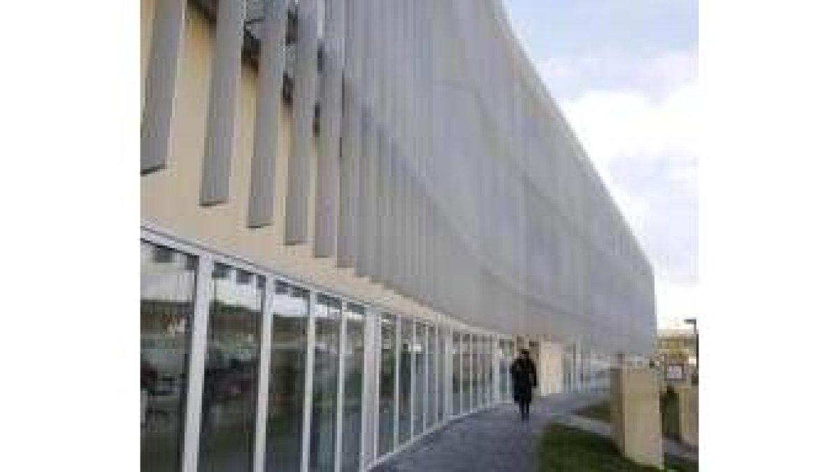 El Edificio de Usos Comunes acoge ya a una docena de empresas