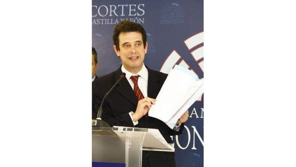 Rubinat explicó su programa para el curso político.