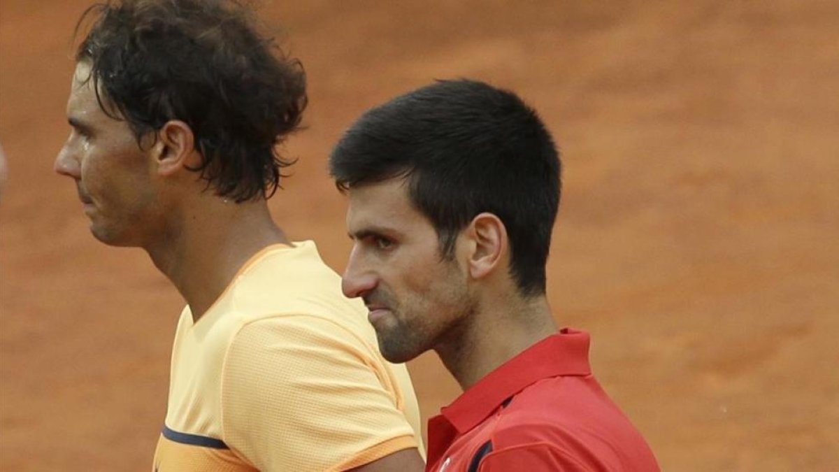 Nadal y Djokovic, este viernes en su nuevo duelo en Roma.
