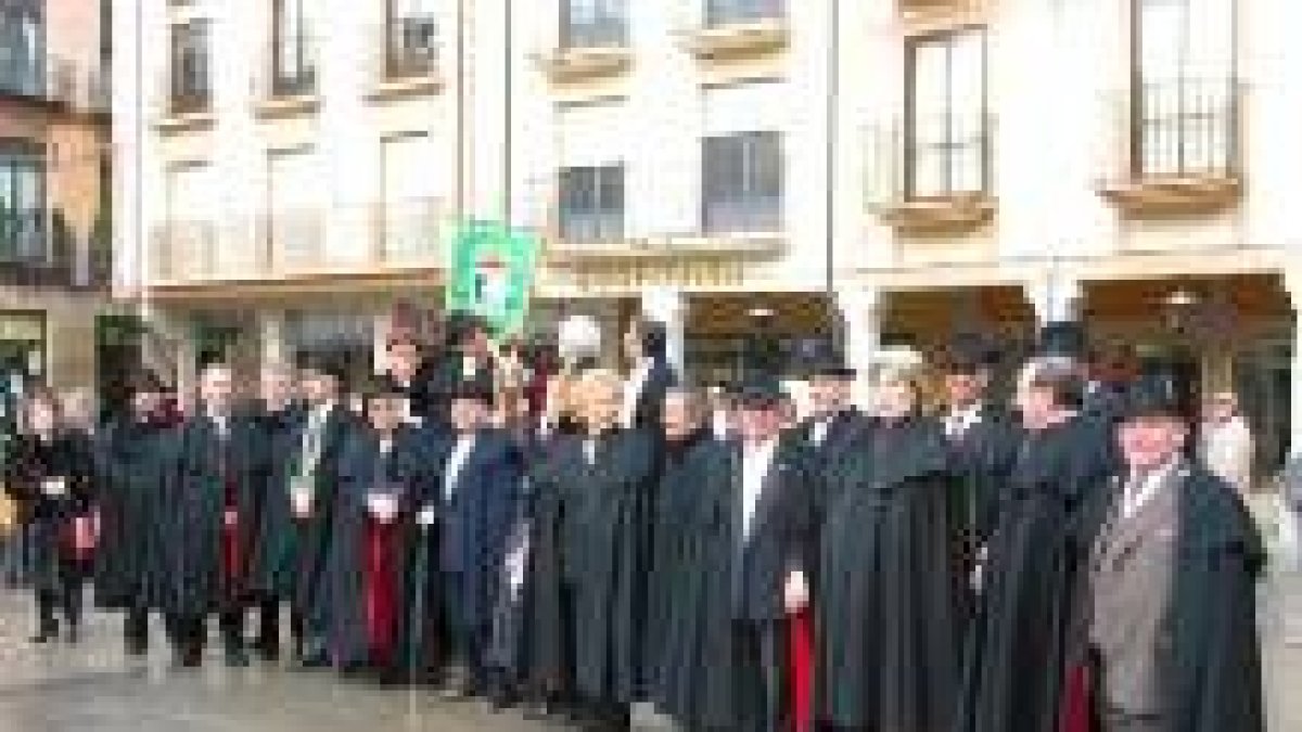 La Asociación de Amigos de la Capa celebraron su fiesta anual en Astorga