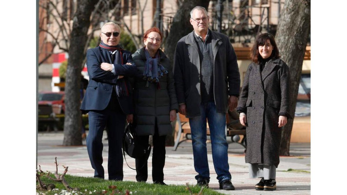 Nueva directiva de la Plataforma del Voluntariado. FERNANDO OTERO