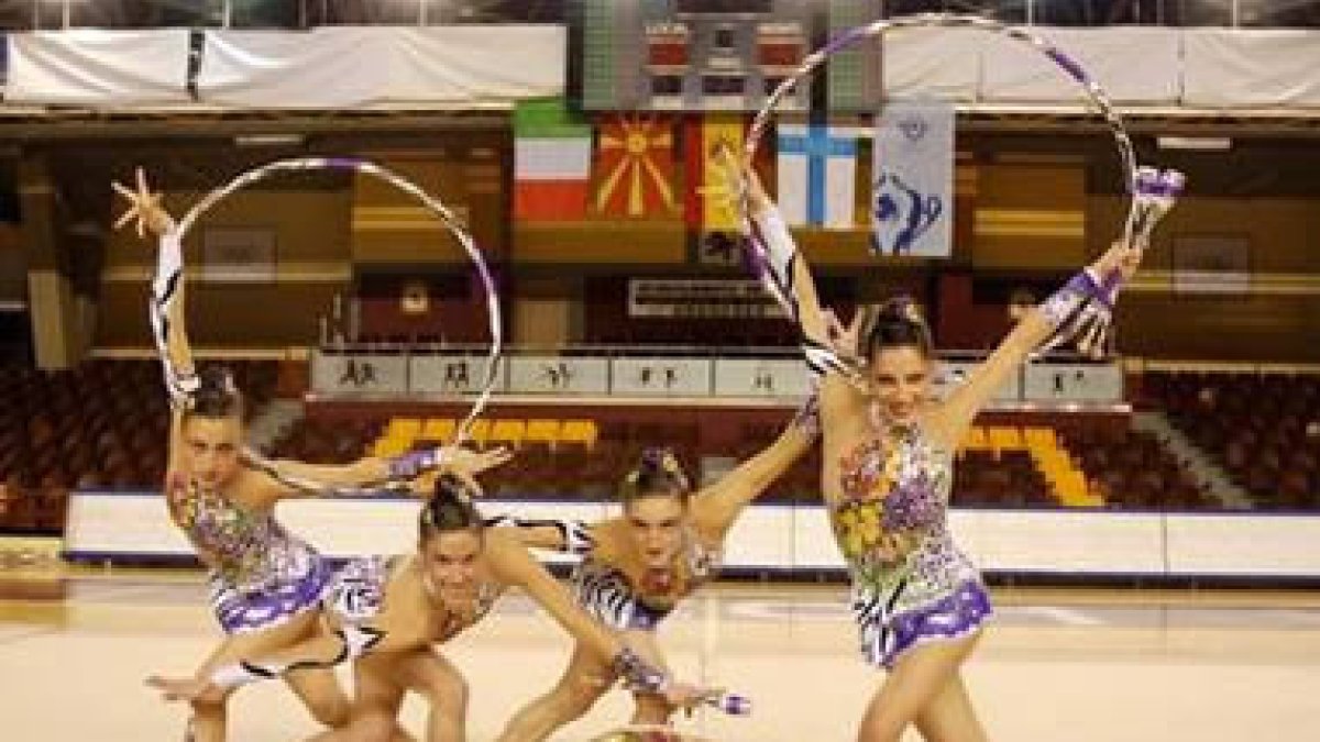 Carolina, Andrea, Carmen María, Lorena y Gemma hicieron posible el sexto título seguido en Primera.