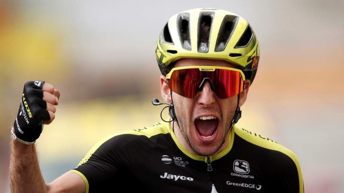 Yates celebra su victoria al esprint. YOAN VALAT