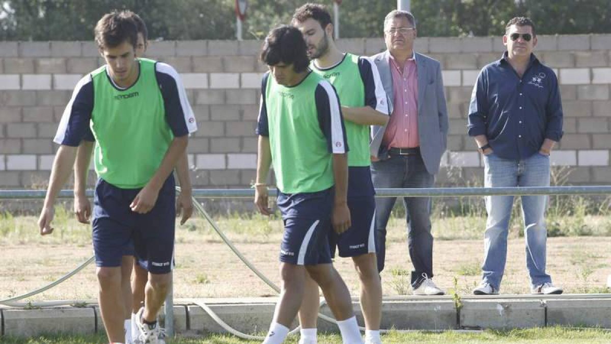 Los jugadores de la Cultural comienzan a mostrar cierta impaciencia porque ya son cuatro las mensualidades adeudadas.