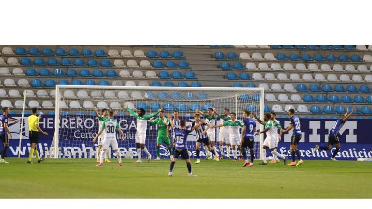 Secuencia del Gol de Yuri 3. LUIS DE LA MATA