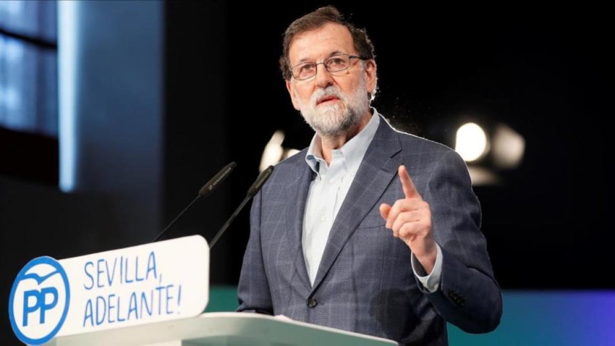 Mariano Rajoy, en un mitin en Sevilla.