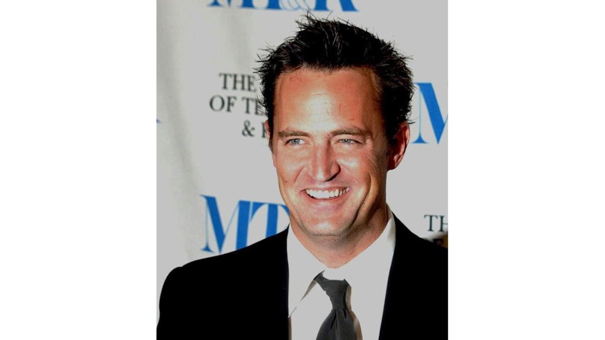 Matthew Perry. ARMANDO ARORIZO