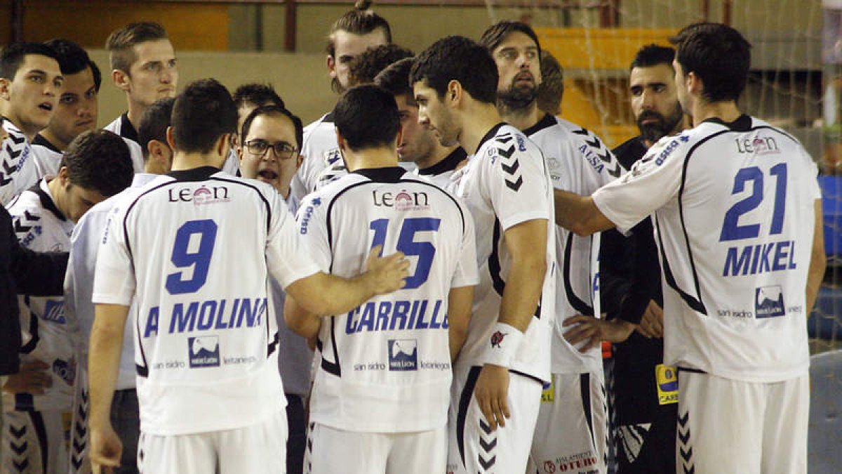 El Ademar necesita activarse para el choque del viernes ante el Guadalajara.