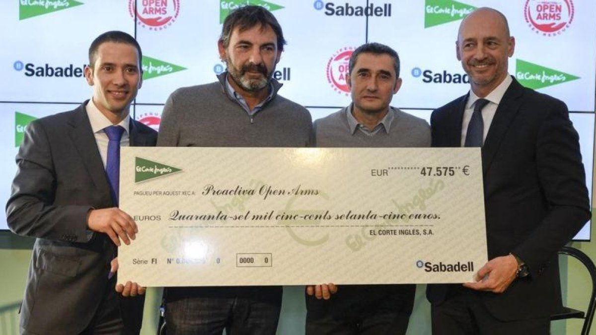 Óscar Camps y Ernesto Valverde, flanqueados por David Rodríguez (El Corte Inglés) y Xavier Comerma (Banc Sabadell).