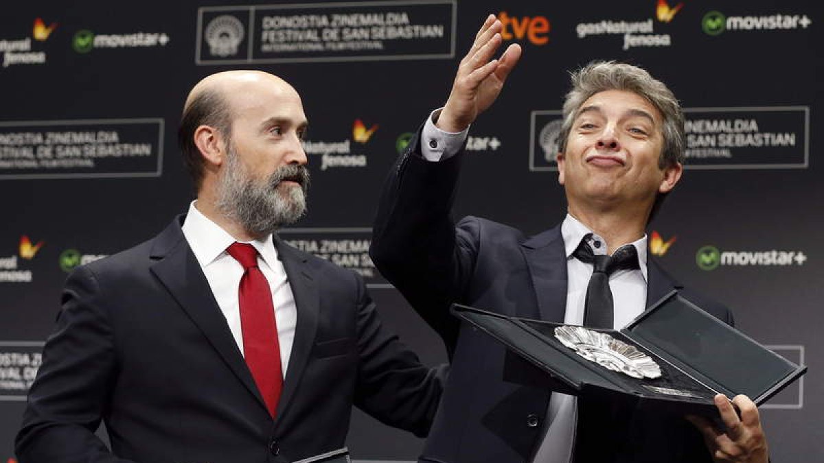 Los actores Javier Cámara y Ricardo Darín compartieron premio por ‘Truman’.