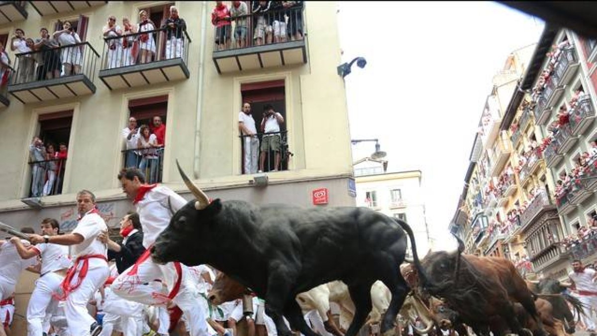 Un momento del segundo encierro, con toros de la ganadería El Tajoy y La Reina, este miércoles.