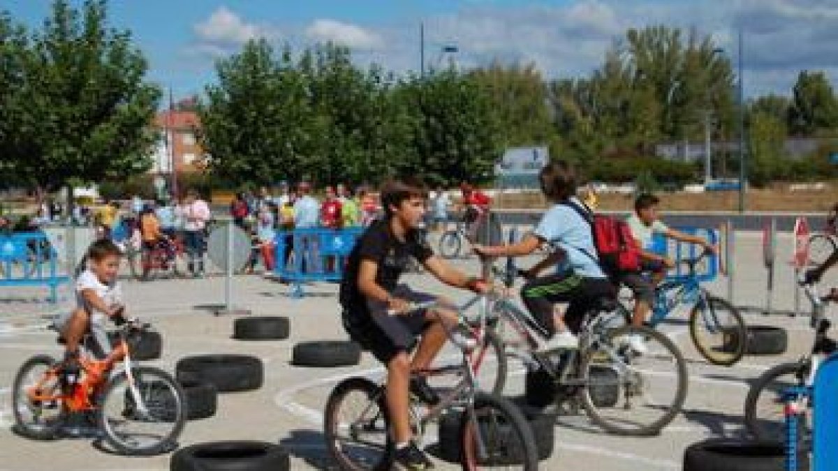 Las marchas cicloturistas sustituirán al tráfico en el Día sin Coche.