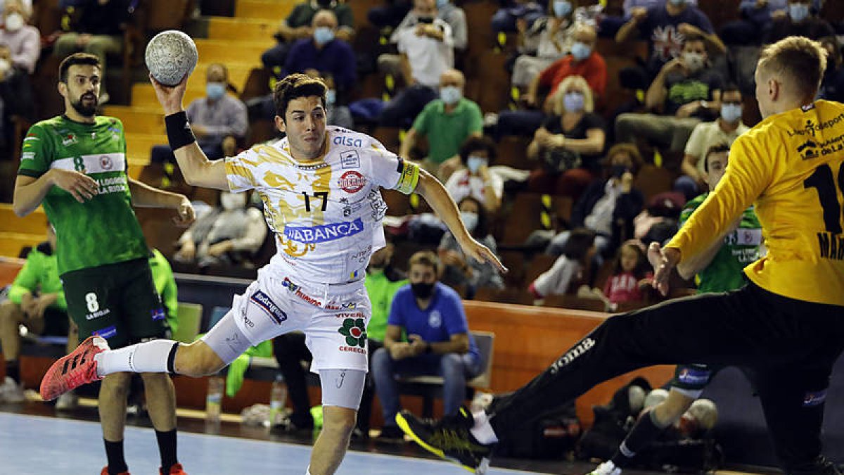 Jaime Fernández dice adiós al club ademariata en el que ha militado desde hace una década. MARCIANO