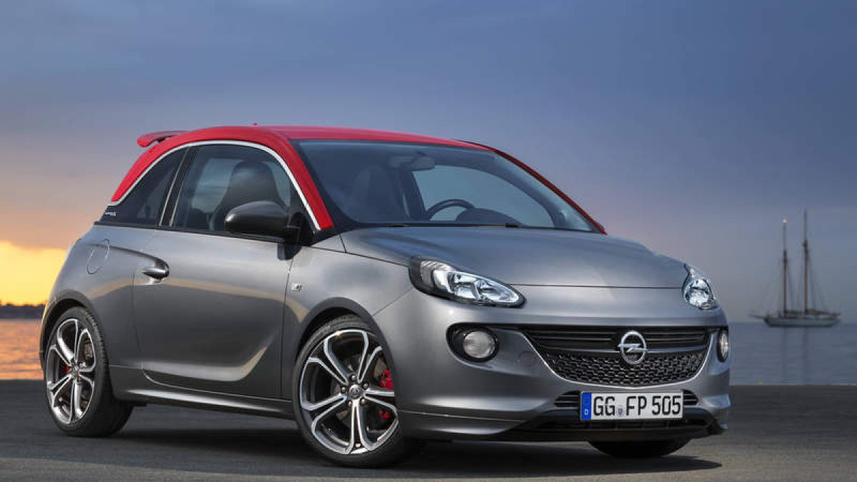 Opel «viste de carreras» al utilitario urbano ADAM, cuya versión S rinde 150 CV.