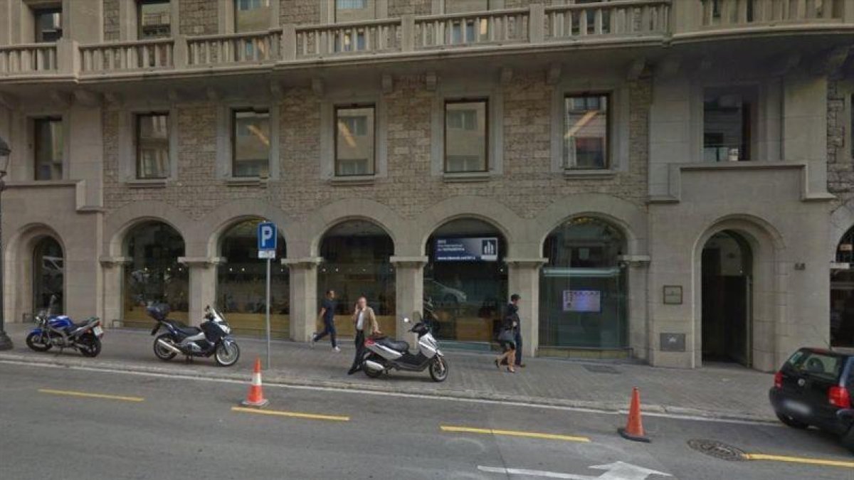 Fachada del Institut d'Estadistica de Cataluña.
