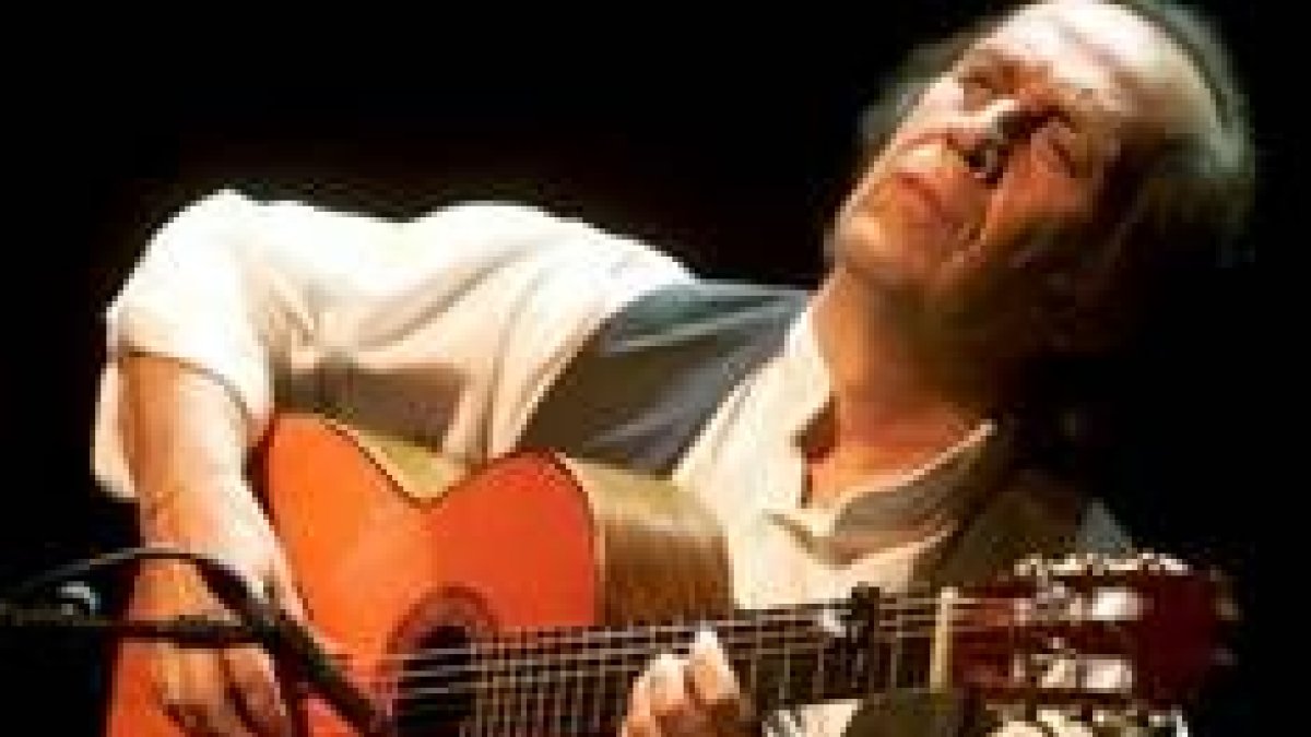 Paco de Lucía, durante una actuación en el festival de Montreux