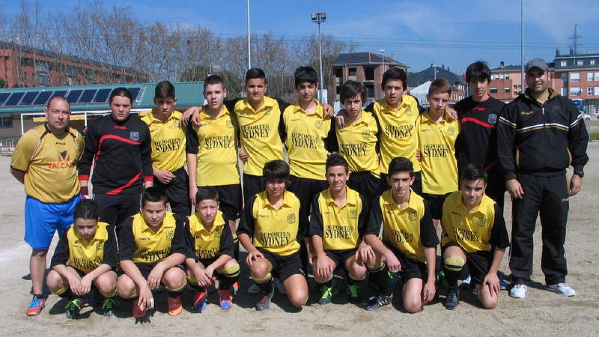 Formación del equipo del Cuatrovientos que milita en la 1.ª División Regional Infantil.