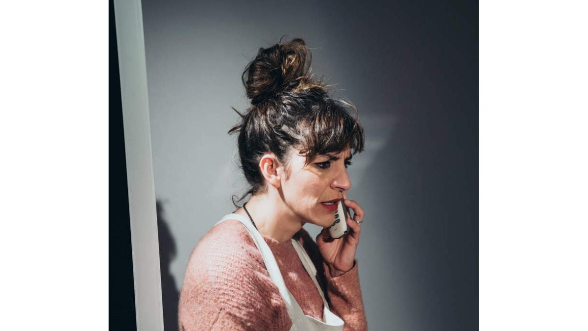 Sandra Ferrús dirige y protagoniza ‘La panadera’. DL