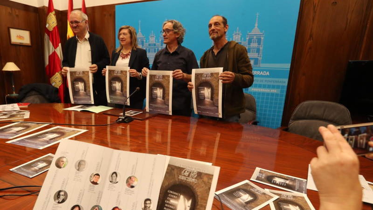 De Cela, Gancedo, Rogelio Pacios y José Luis Álvarez. ANA F. BARREDO