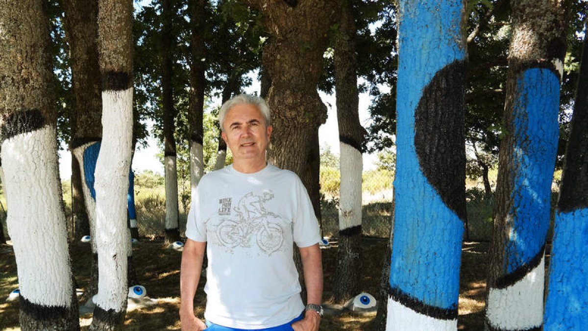 José Luis Rodríguez Tamargo, en el bosque animado de la Venta de la Tuerta.
