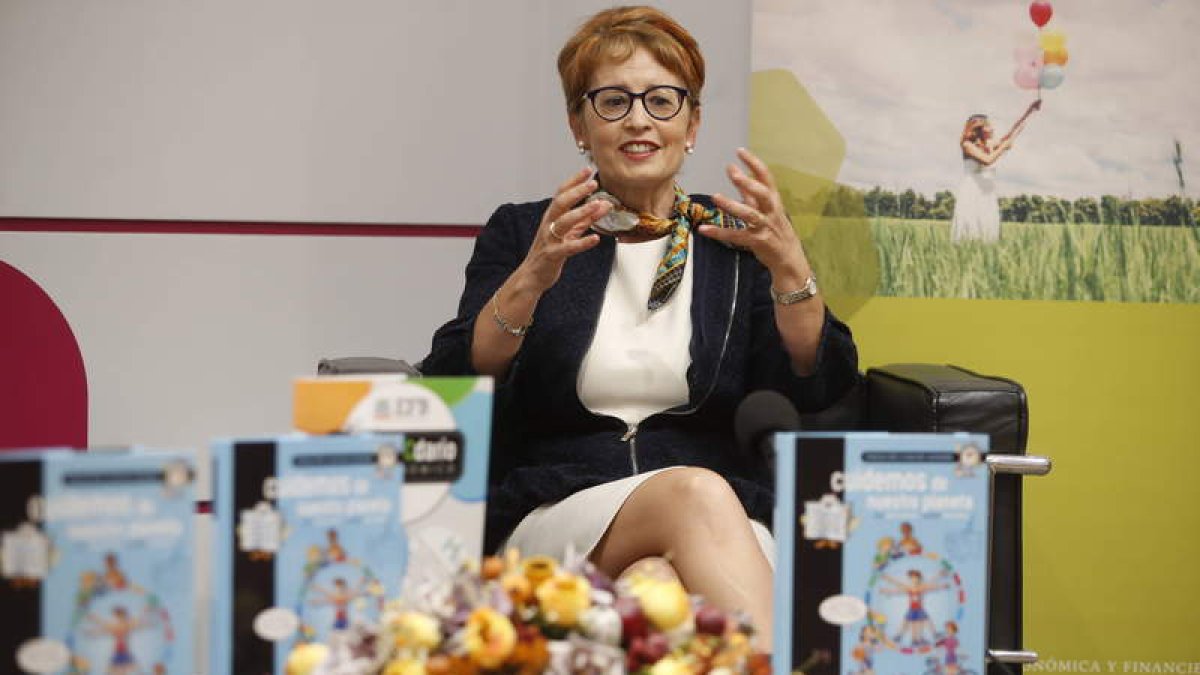 María Jesús Soto, durante la presentación del libro. RAMIRO