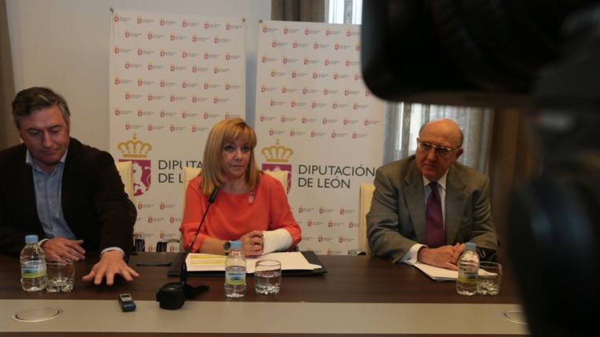 Isabel Carrasco presentó el balance del primer año del plan.