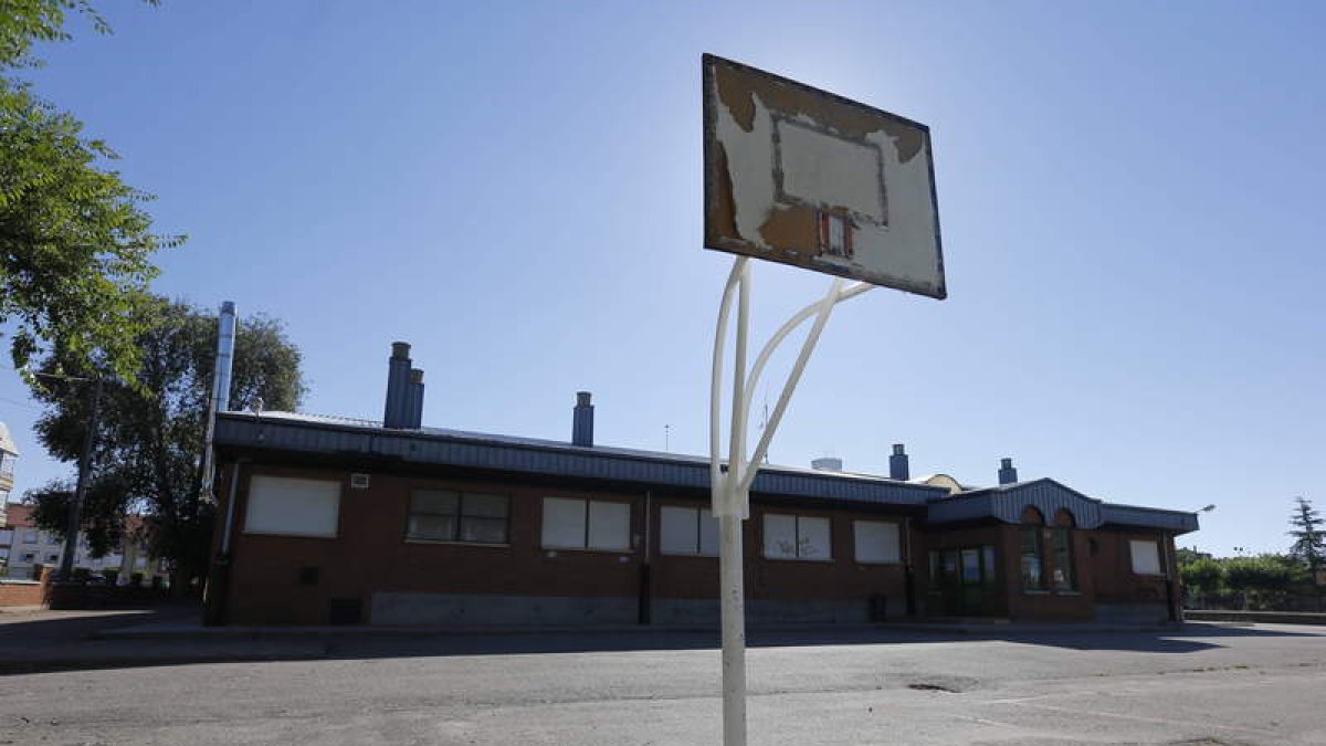 Los colegios revisarán su aislamiento y calefacción.
