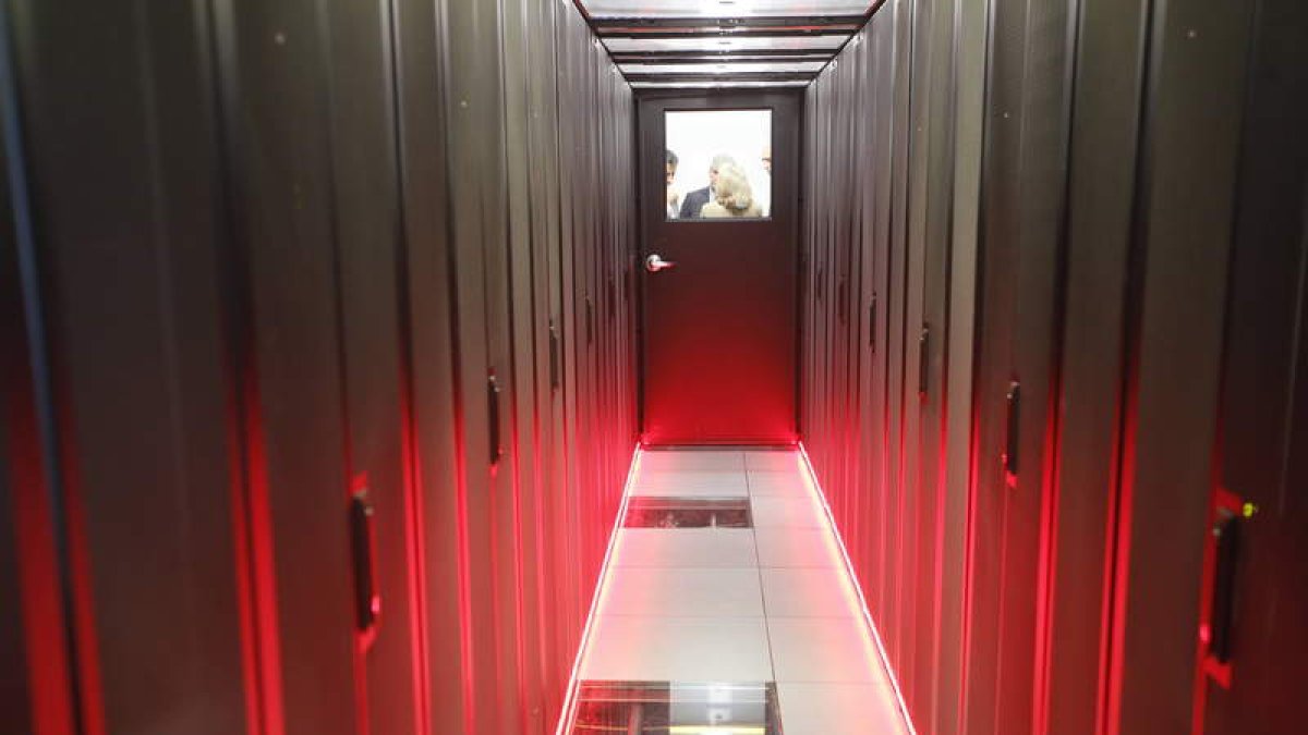 Epicentro del supercomputador de Castilla y León, ubicado en el Campus de Vegazana. RAMIRO