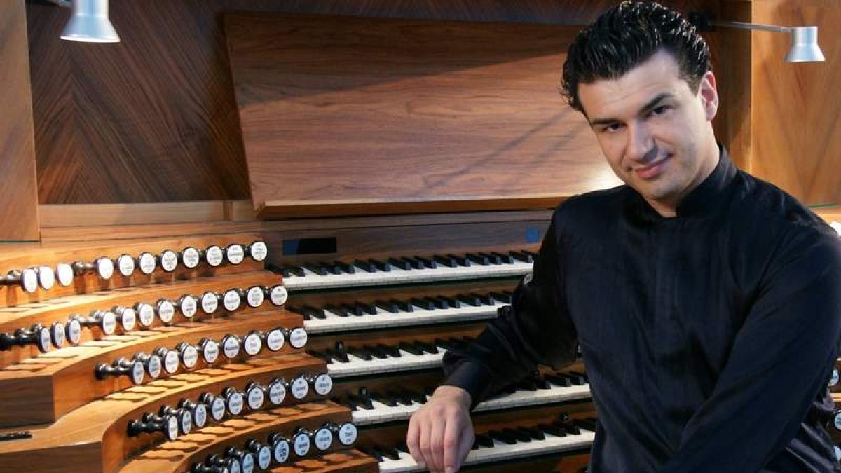 El joven pianista italiano Paolo Oreni participa hoy en el Festival Internacional de Órgano. ARCHIVO