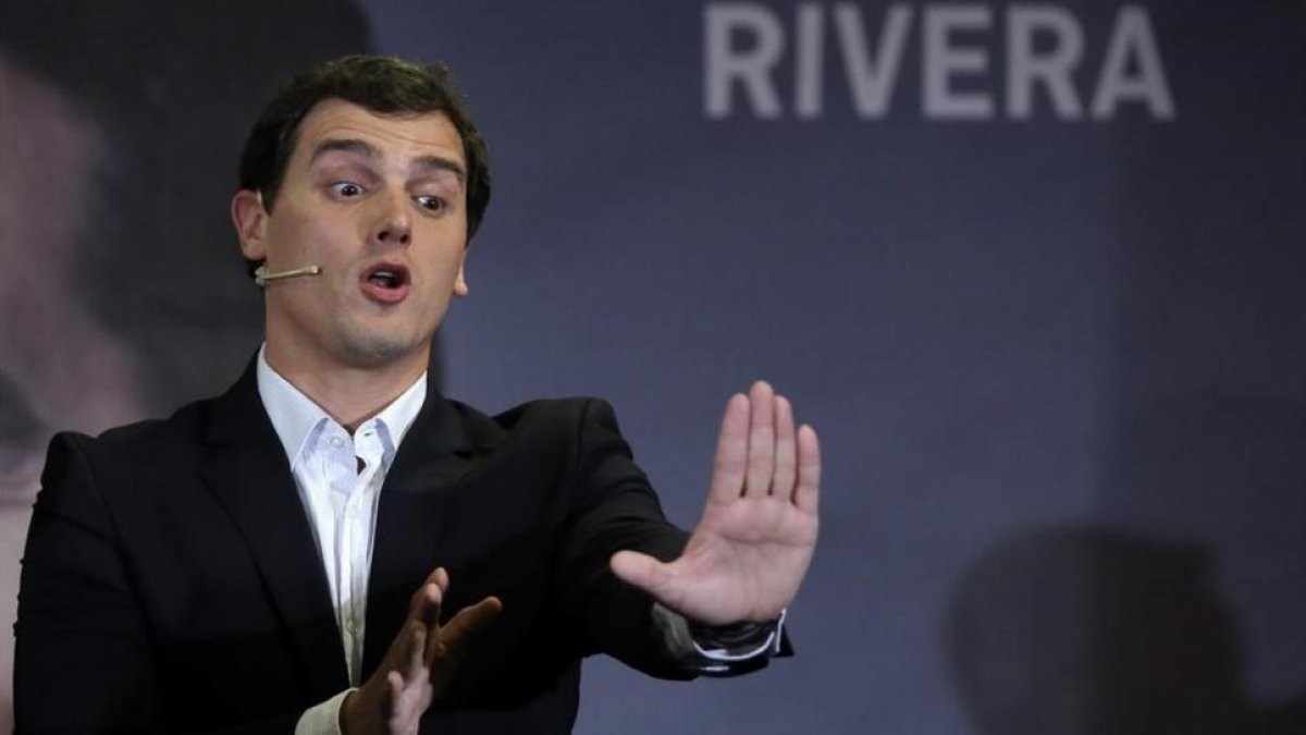 Albert Rivera durante el primer acto de la campaña electoral del 20-D.