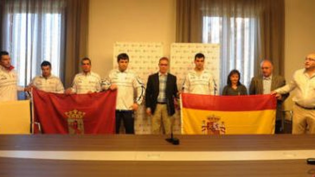 Selección de luchadores que participarán en el europeo.
